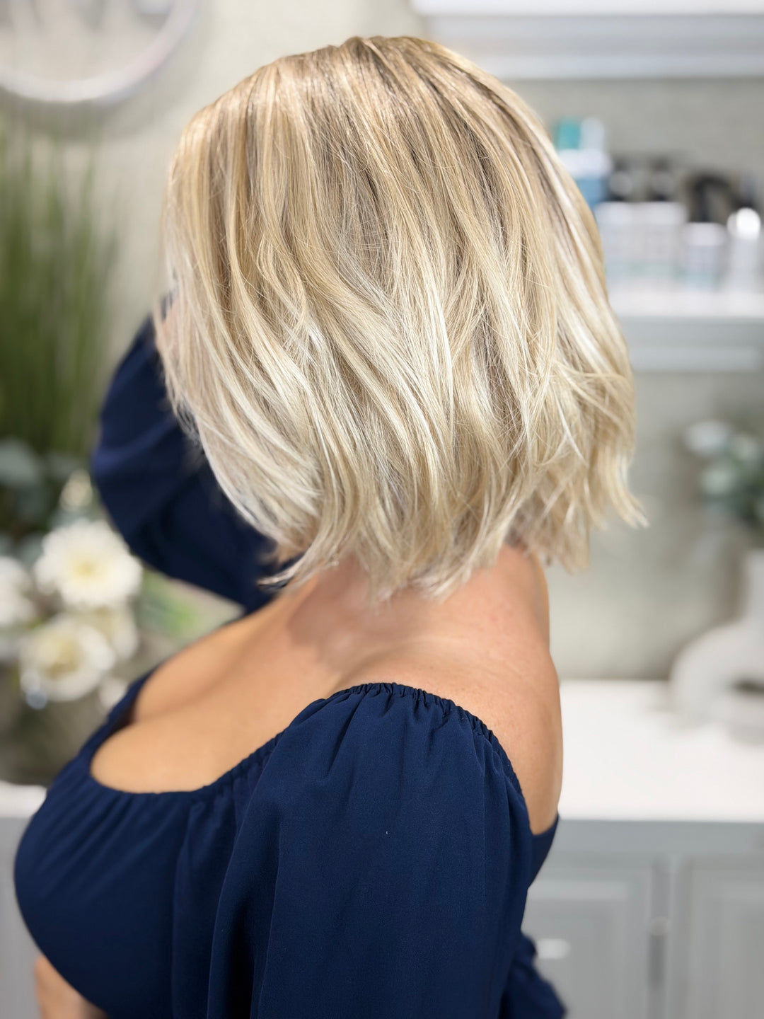 UNDIVIDED ATTENTION - Paparazzi Blonde