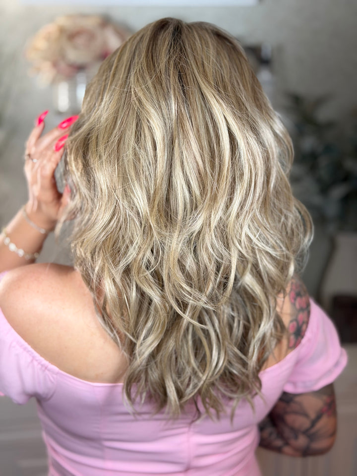 FORBIDDEN FAVOR - Soft Beige Blonde