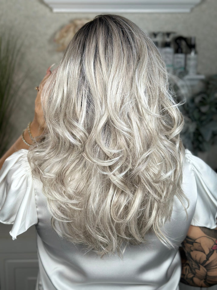 LAVISH LIFESTYLE - Stone Blonde