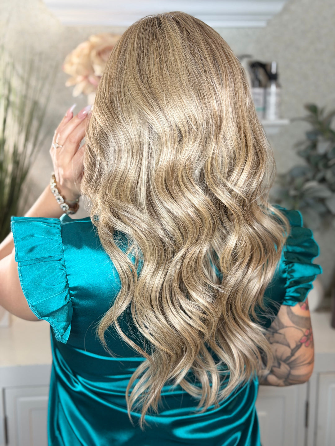 PRETTY POISON - Soft Beige Blonde