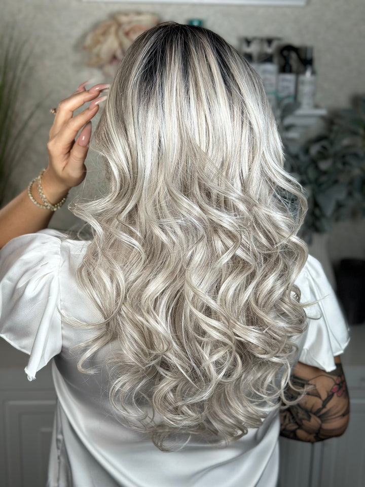 FATAL ATTRACTION - Stone Blonde