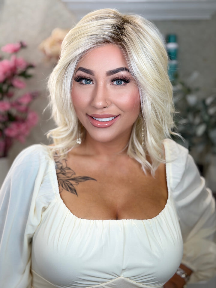 DREAM CHASER - Swedish Blonde