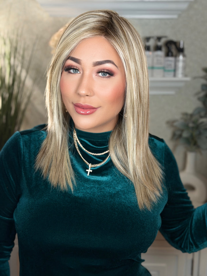 RUNWAY WALK - Frosted Blonde