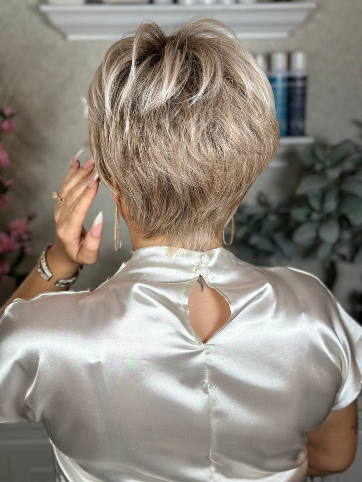 BEACH CLUB - Iced Sweet Cream