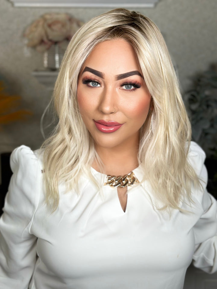 CHARMFUL AFFAIR - Hollywood Blonde*