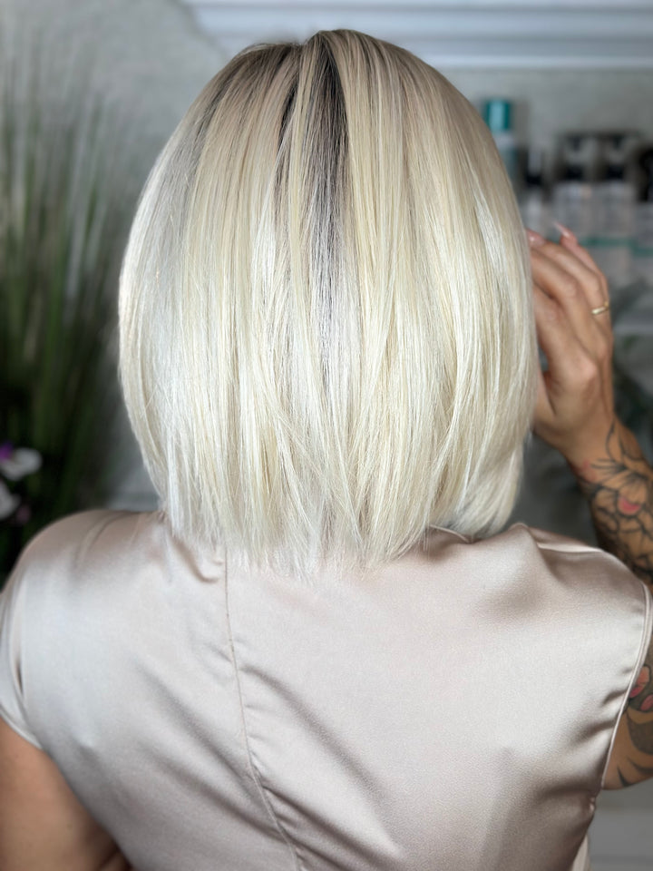 REAL DEAL - Hollywood Blonde