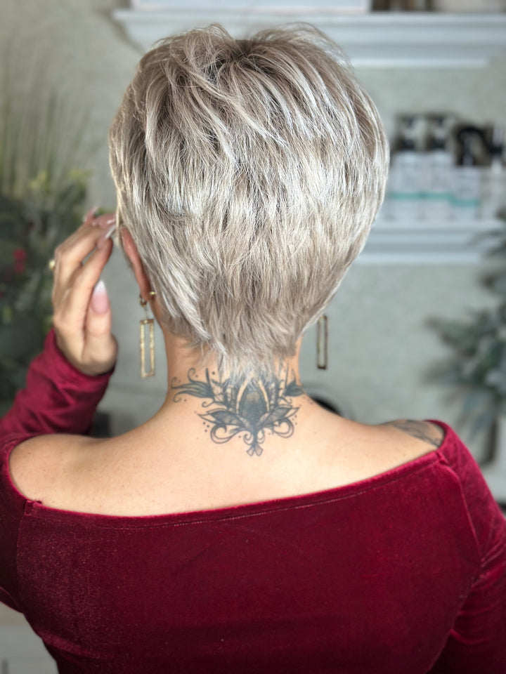 BORN WILD - Dove Grey
