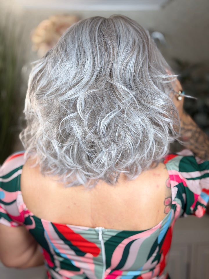 PLAYFUL TEASE - Burnished Grey