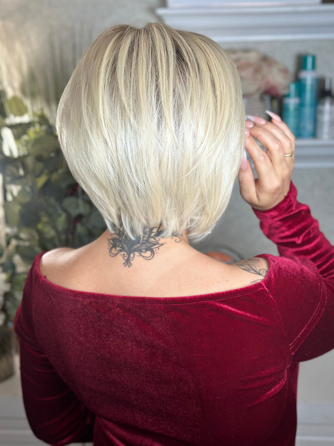 HIGH PROFILE - Hollywood Blonde