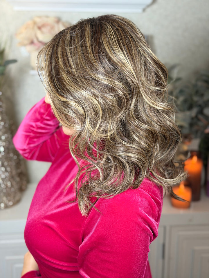 BOMBSHELL BEAUTY - Chocolate Pecan