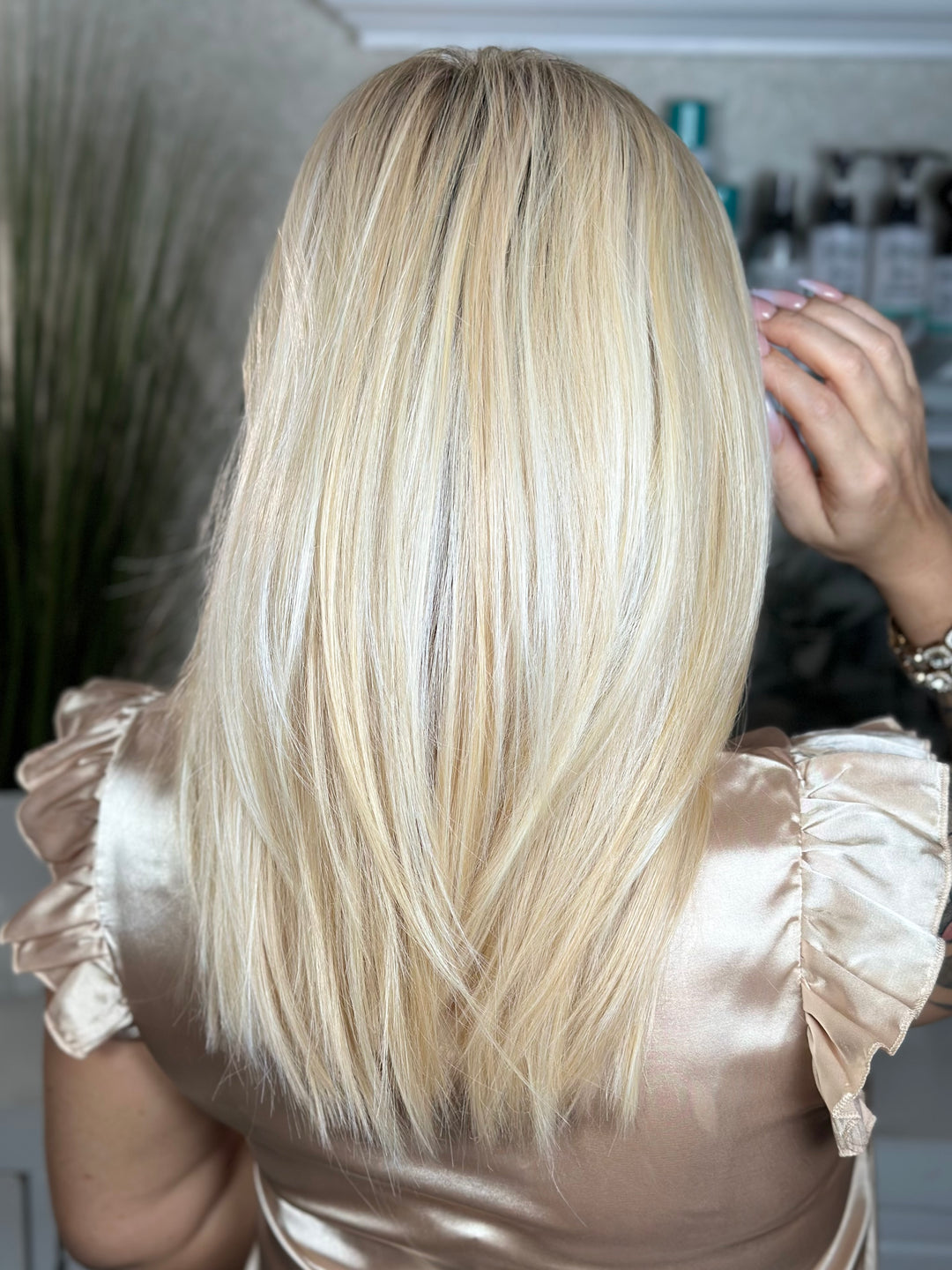 INFINITE LOVE - Frosted Honey Blonde