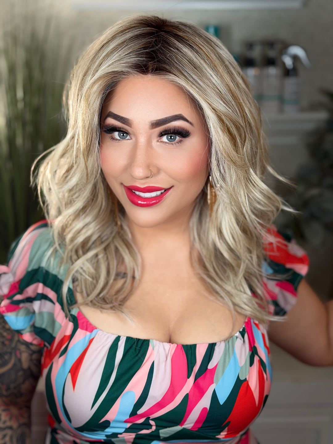 WORLD FAMOUS - Sandy Blonde