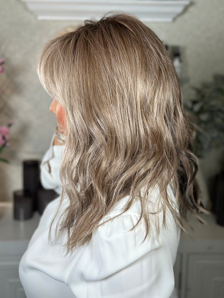 CHARMFUL AFFAIR - Sandy Silver*