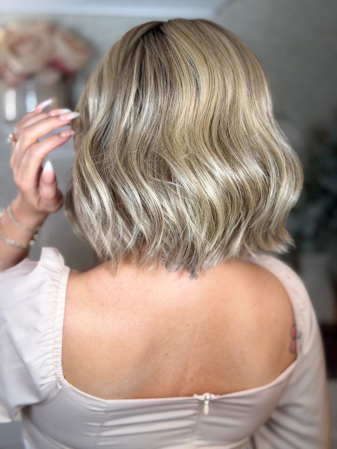 JUST THRIVE - Soft Beige Blonde