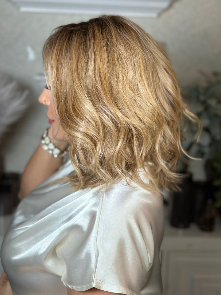 COASTAL CHARM - Butternut Blonde