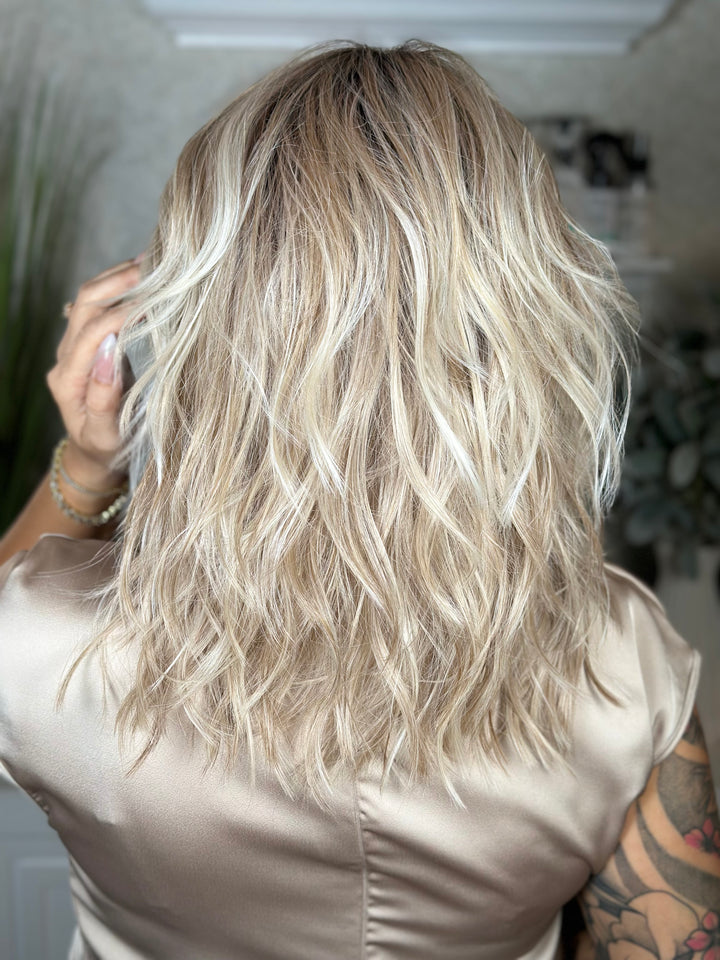 PRETTY POMP - Neutral Sand Blonde