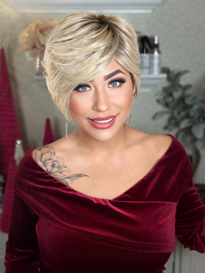 NEWS BREAK - Paparazzi Blonde