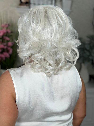 PICTURE PERFECT - Pearl White