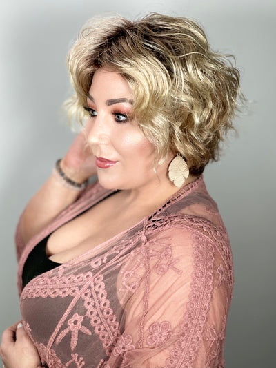 SUZI - Sparkling Champagne