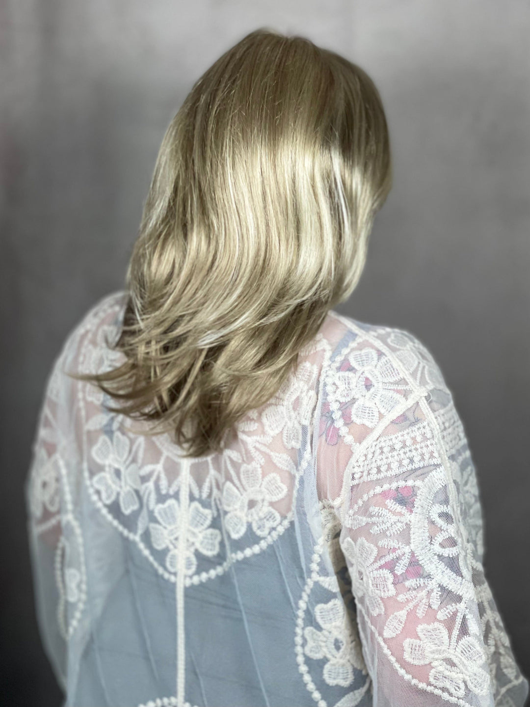 LUXURY WIG BEST PRACTICE (LUXE) - Natural Prairie Blonde
